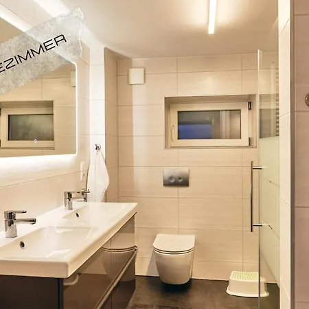 Grosszuegige Ferienwohnung Mit Terrasse Büsum Exterior foto